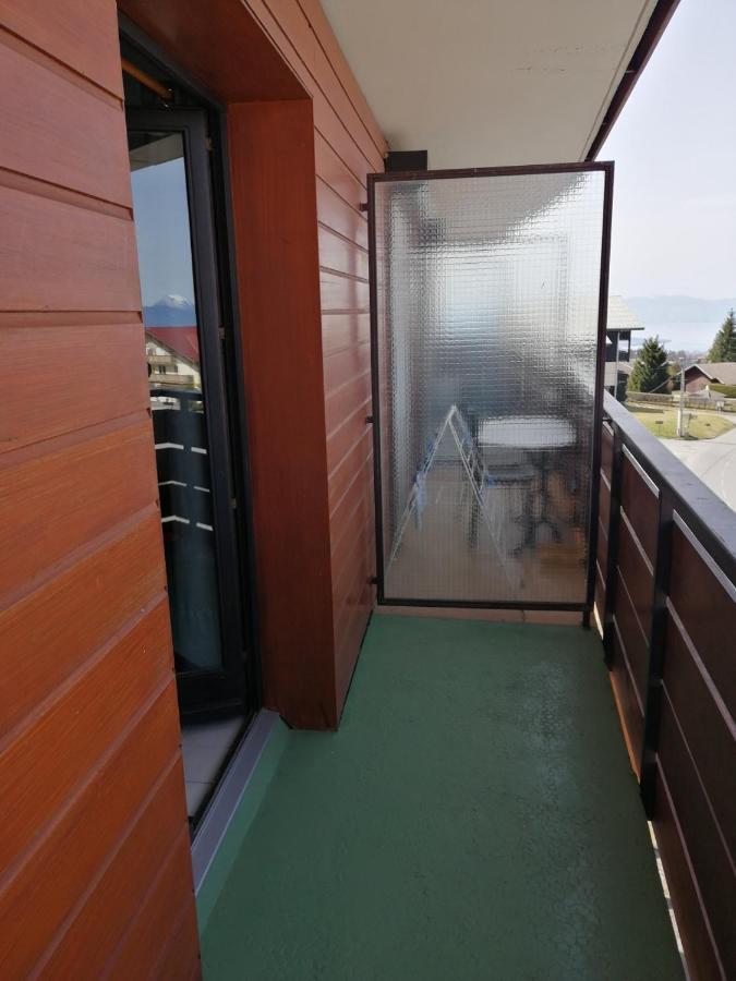Le Balcon Des Memises